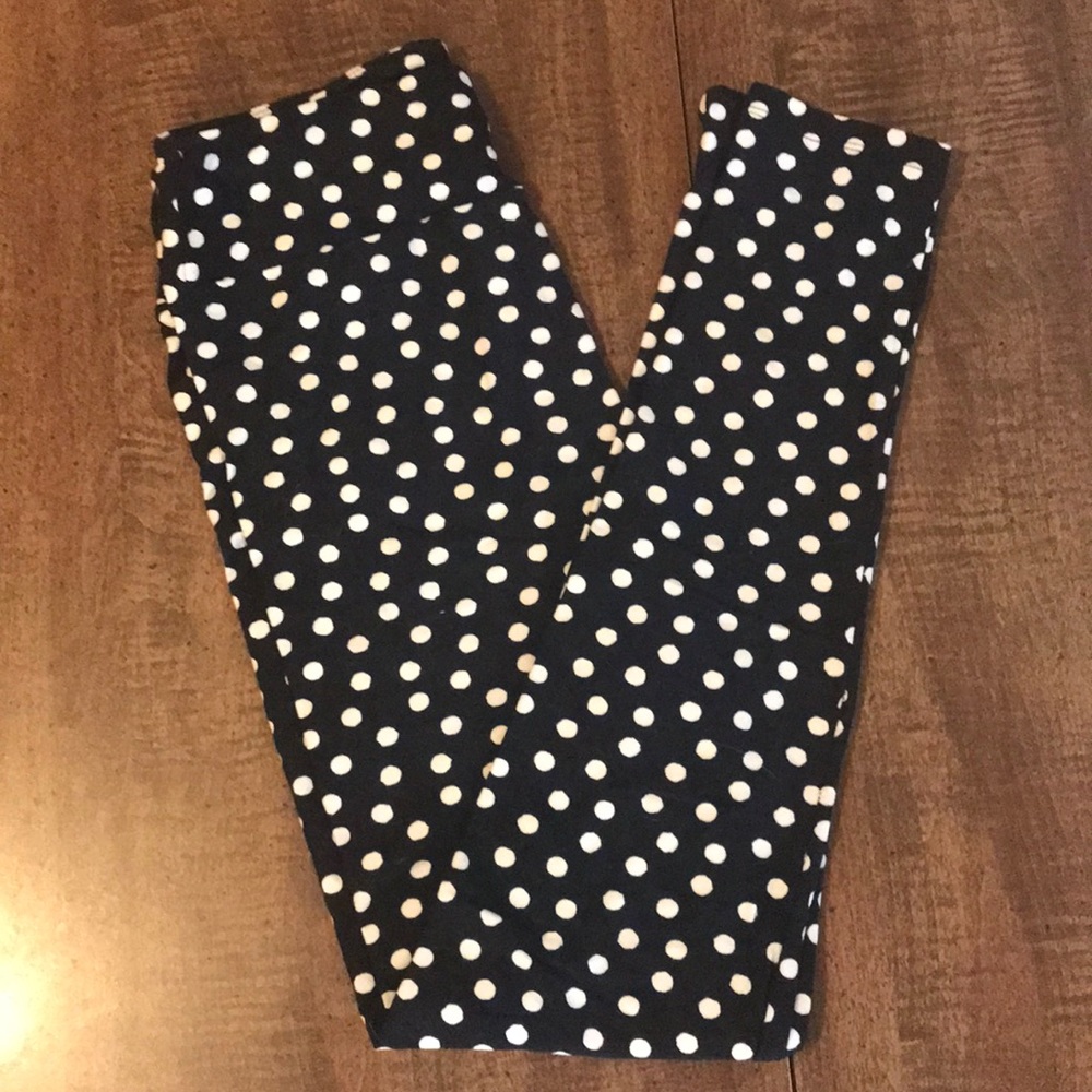 Lularoe OS polka dot legging